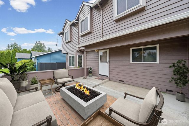 2509 NE 23rd Place, Renton, WA 98056