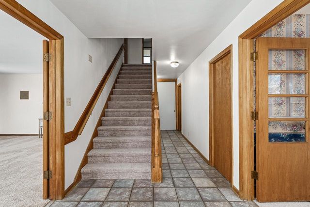 1011 Richards AVENUE, Watertown, WI 53094