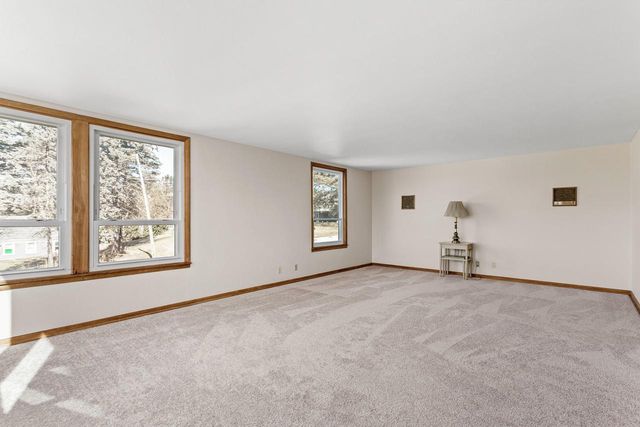 1011 Richards AVENUE, Watertown, WI 53094