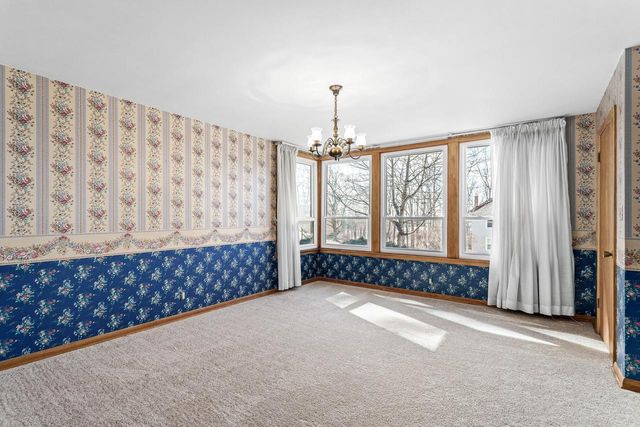 1011 Richards AVENUE, Watertown, WI 53094