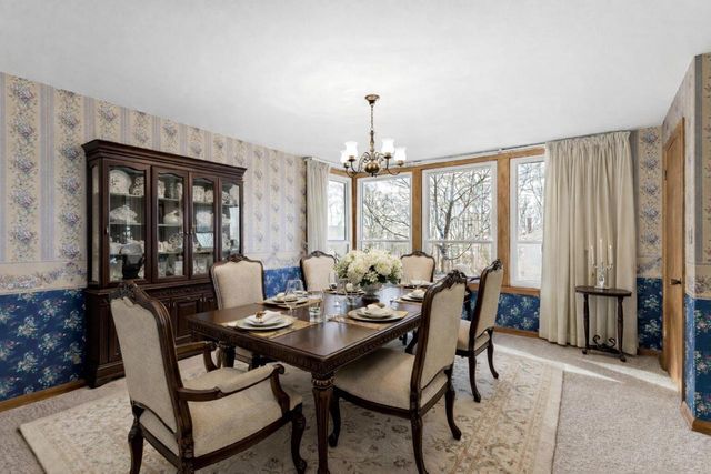 1011 Richards AVENUE, Watertown, WI 53094