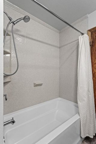 1011 Richards AVENUE, Watertown, WI 53094