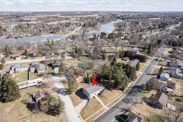 1011 Richards AVENUE, Watertown, WI 53094