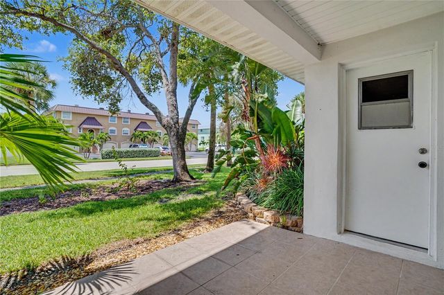 168 SUN ISLE CIRCLE 168, Treasure Island, FL 33706