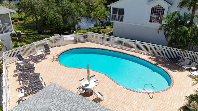 168 SUN ISLE CIRCLE 168, Treasure Island, FL 33706