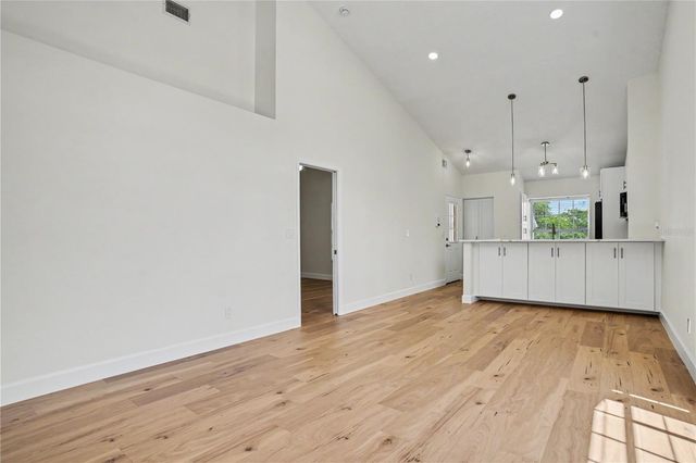 168 SUN ISLE CIRCLE 168, Treasure Island, FL 33706
