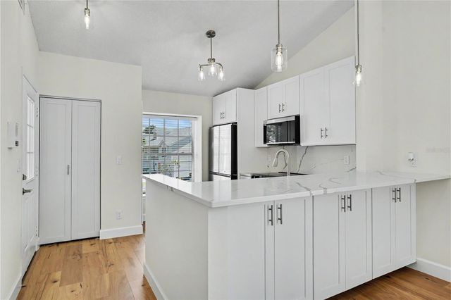 168 SUN ISLE CIRCLE 168, Treasure Island, FL 33706