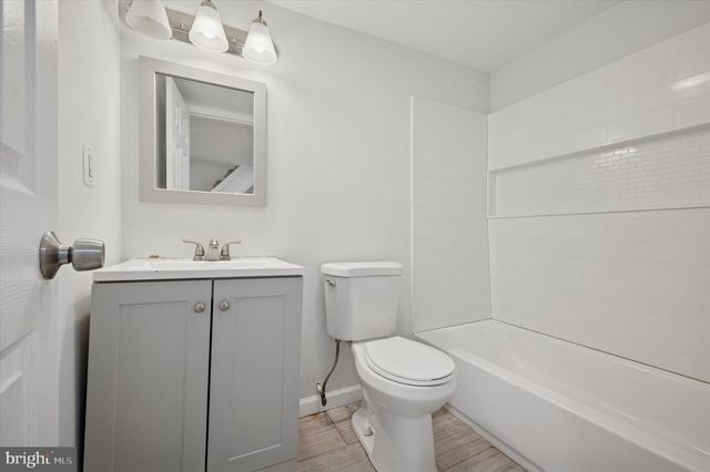 5921 BELMAR TER, Philadelphia, PA 19143