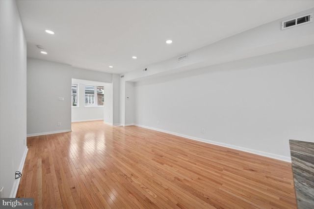 5921 BELMAR TER, Philadelphia, PA 19143
