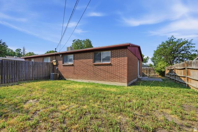 815 E WHITEMAPLE WAY, Millcreek, UT 84106