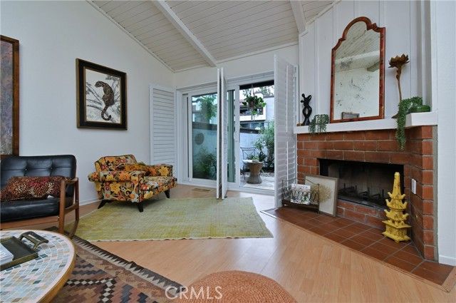 6265 Canoga 53, Woodland Hills (los Angeles), CA 91367