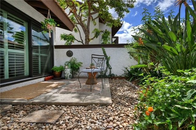 6265 Canoga 53, Woodland Hills (los Angeles), CA 91367