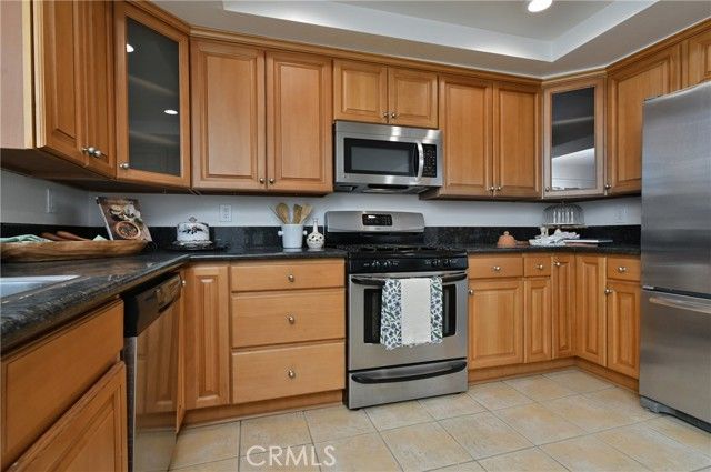 6265 Canoga 53, Woodland Hills (los Angeles), CA 91367