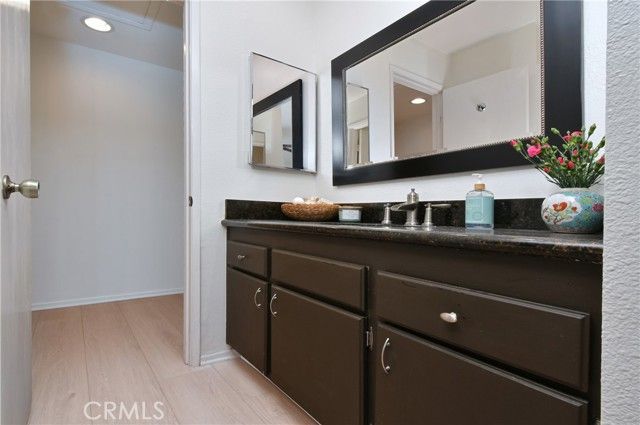 6265 Canoga 53, Woodland Hills (los Angeles), CA 91367