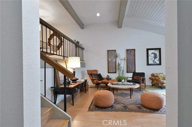 6265 Canoga 53, Woodland Hills (los Angeles), CA 91367