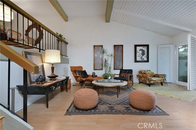 6265 Canoga 53, Woodland Hills (los Angeles), CA 91367