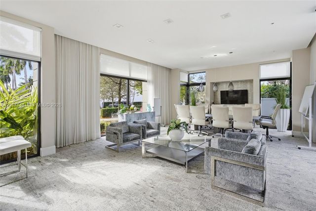 4426 83rd Parkway, Doral, FL 33166