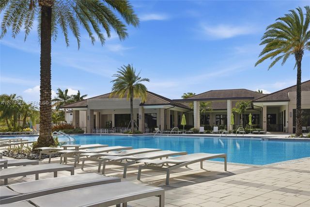 4426 83rd Parkway, Doral, FL 33166
