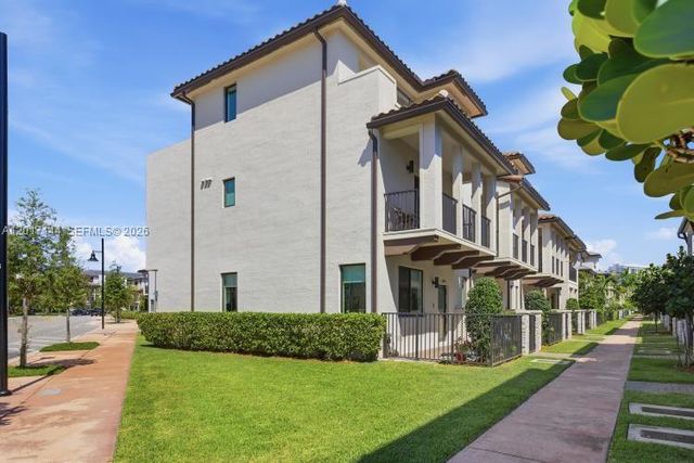 4426 83rd Parkway, Doral, FL 33166