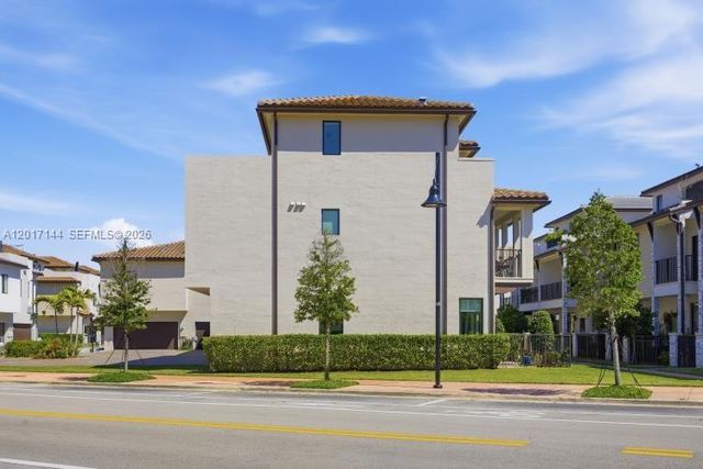 4426 83rd Parkway, Doral, FL 33166