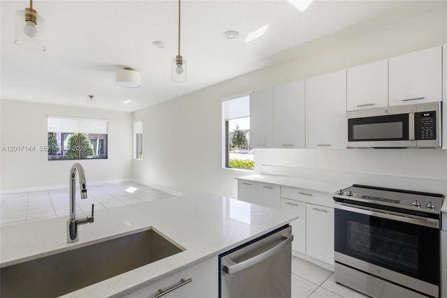 4426 83rd Parkway, Doral, FL 33166