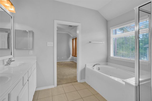 26 Valewood Place, The Woodlands, TX 77384