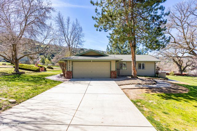 29541 Butterfield Way, Tehachapi, CA 93561