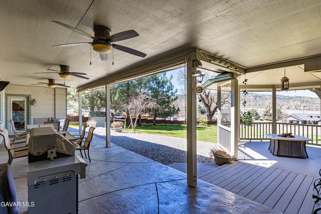 29541 Butterfield Way, Tehachapi, CA 93561