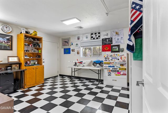 29541 Butterfield Way, Tehachapi, CA 93561