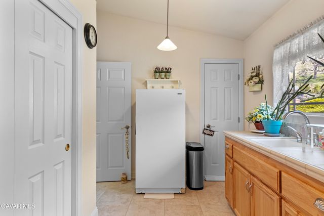 29541 Butterfield Way, Tehachapi, CA 93561