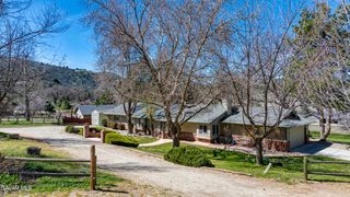 29541 Butterfield Way, Tehachapi, CA 93561