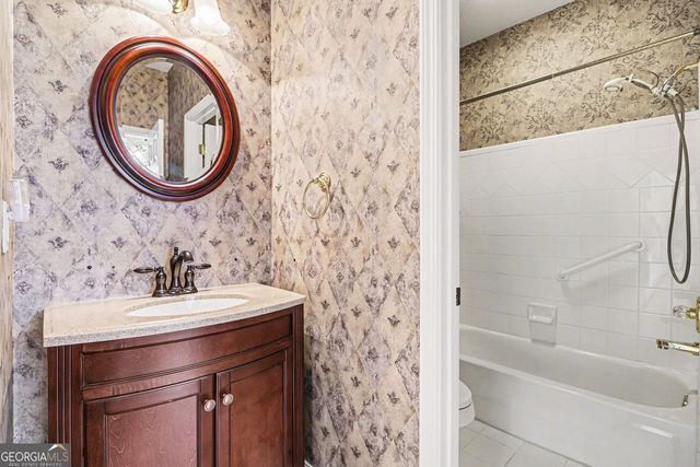 6895 Buckingham Circle, Cumming, GA 30040