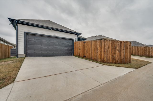 11037 L Firebrush Lane, Fort Worth, TX 76108