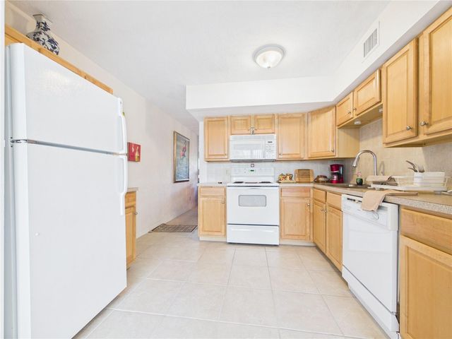 2462 BRAZILIA DRIVE 42, Clearwater, FL 33763