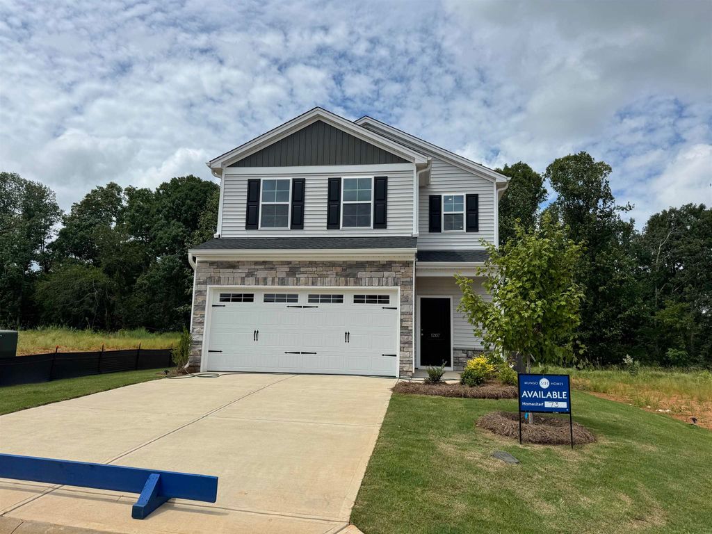12107 Lansbury Drive, Inman, SC 29349