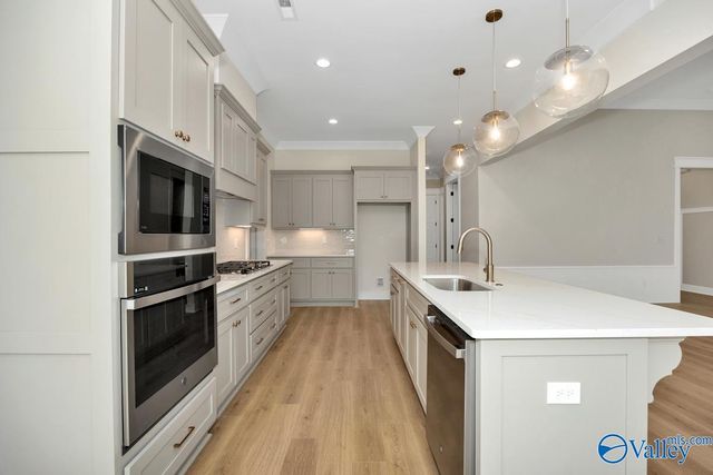 11 Devereux Place, Gurley, AL 35748