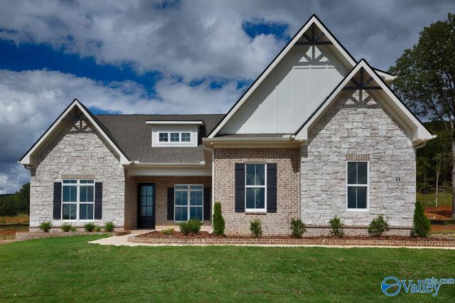 11 Devereux Place, Gurley, AL 35748