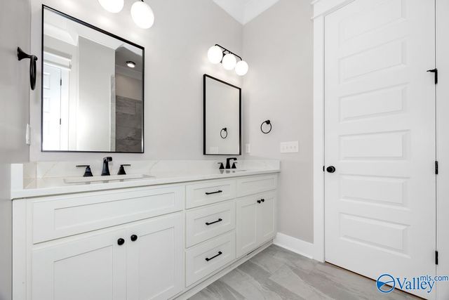 11 Devereux Place, Gurley, AL 35748