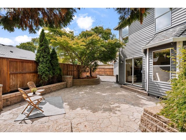 5525 Nw PEREGRINE Pl, Portland, OR 97229
