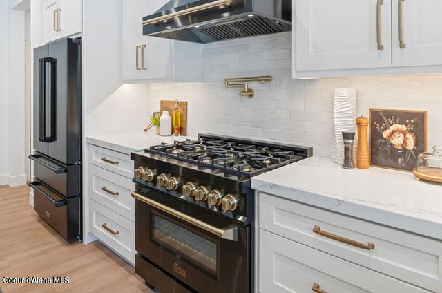 624 Satchel Dr, Spirit Lake, ID 83869