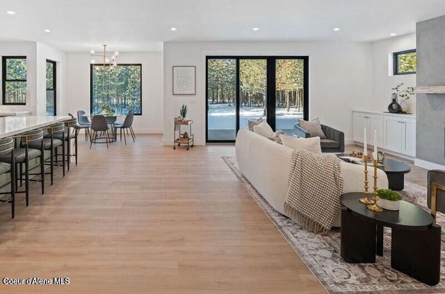 624 Satchel Dr, Spirit Lake, ID 83869