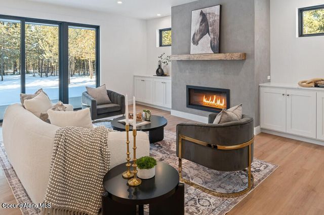 624 Satchel Dr, Spirit Lake, ID 83869