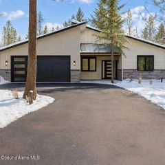 624 Satchel Dr, Spirit Lake, ID 83869