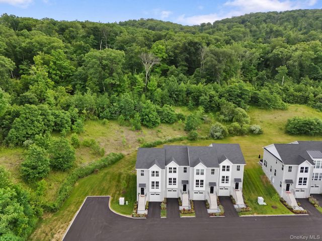 4048 Chestnut Ridge Road, Fishkill, NY 12524