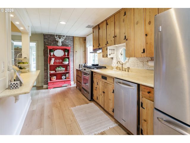 2805 GLENMORRIE Dr, Lake Oswego, OR 97034