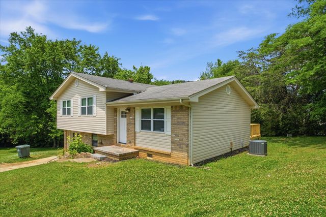 901 Valerie Lane, Hixson, TN 37343