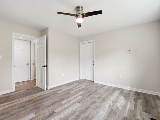 16 Beverly St, Dartmouth, MA 02747