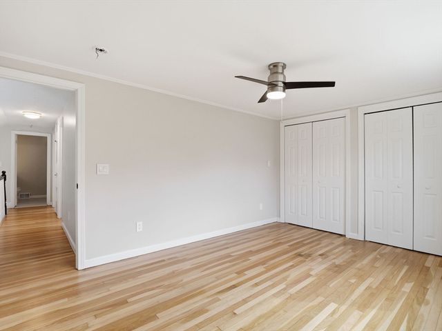 16 Beverly St, Dartmouth, MA 02747