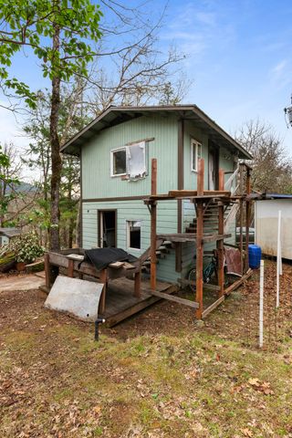 4794 Foothill Boulevard, Rogue River, OR 97537