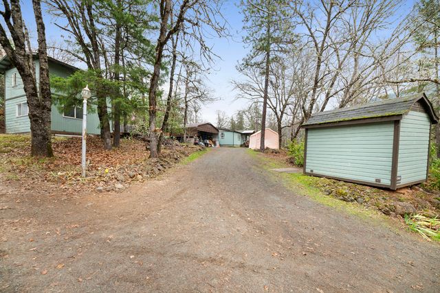 4794 Foothill Boulevard, Rogue River, OR 97537